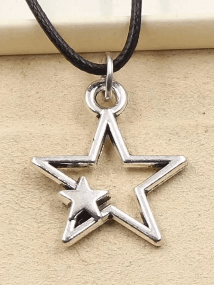 2024 Vintage Hollow Out Star Charm Necklace Silver One Size in ...